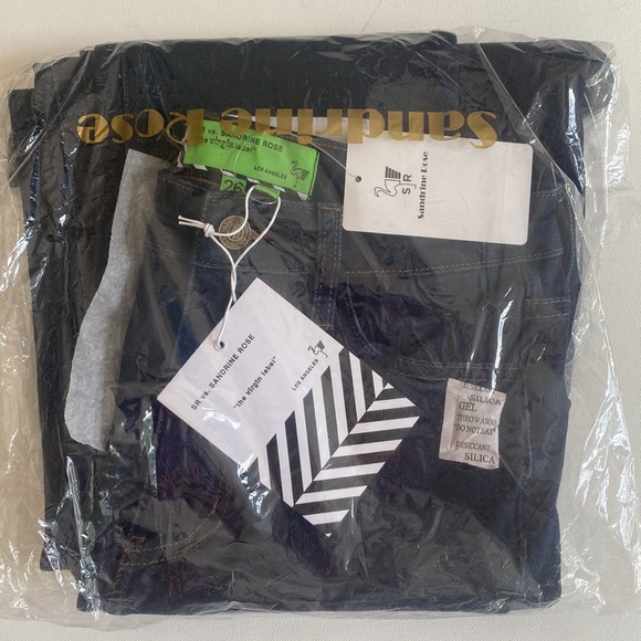 (B52) Free People x Sandrine Rose Wide Curve Leg Jeans in Rock, Size 28, NWT - Picture 13 of 13